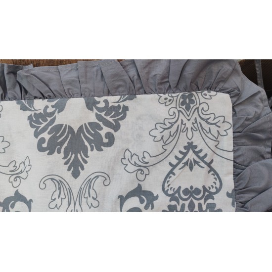 Lenjerie de pat   LUXURY   pentru 2 persoane ,  bumbac premium , model alb gri , cu 4 fete de perna cu volanase -ambalata in cutie eleganta 