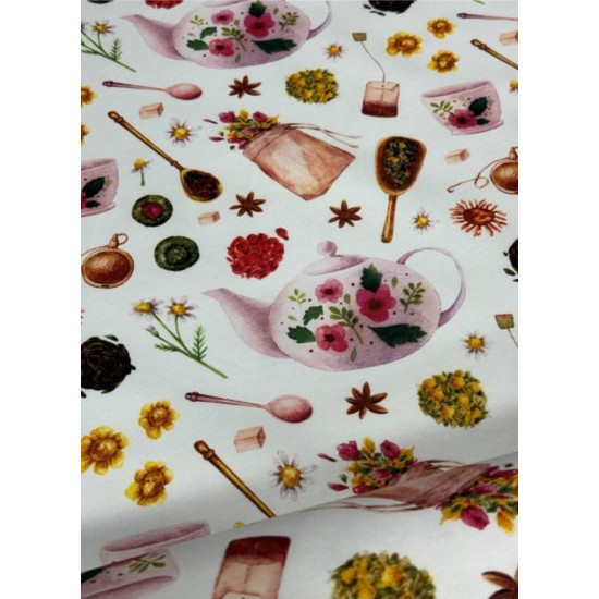 Fata de masa  , bumbac impermeabil , 160 x 3,5 m ,  ideala pentru 10 -15 persoane , antimurdarire 