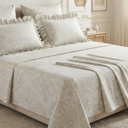 QueenA  Aria  IVORY  in cutie de carton neagra , eleganta