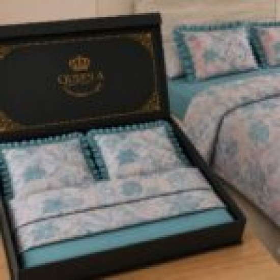 QueenA  Aria Turquoise  3 D   in cutie de carton neagra , eleganta