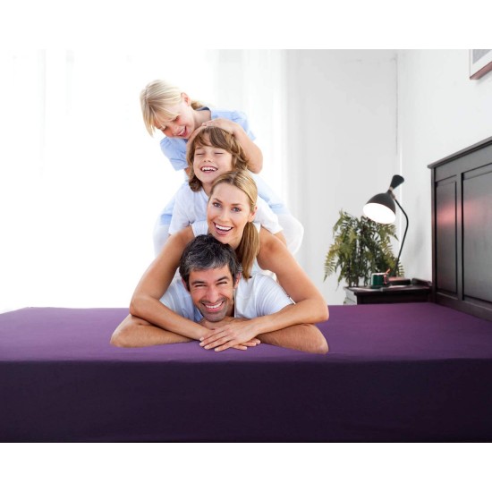 Cearceaf de pat  cu elastic , pentru o saltea de 1 persoana ,    140  x 200 cm , bumbac ranforce,   mov inchis 